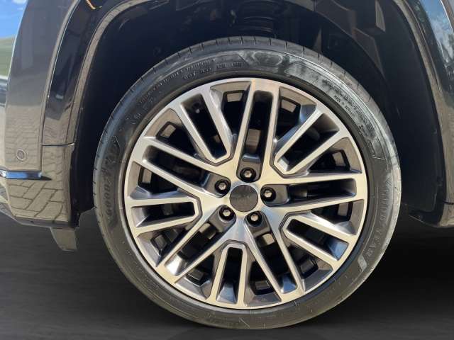 Fahrzeugbild eines Jeep Compass