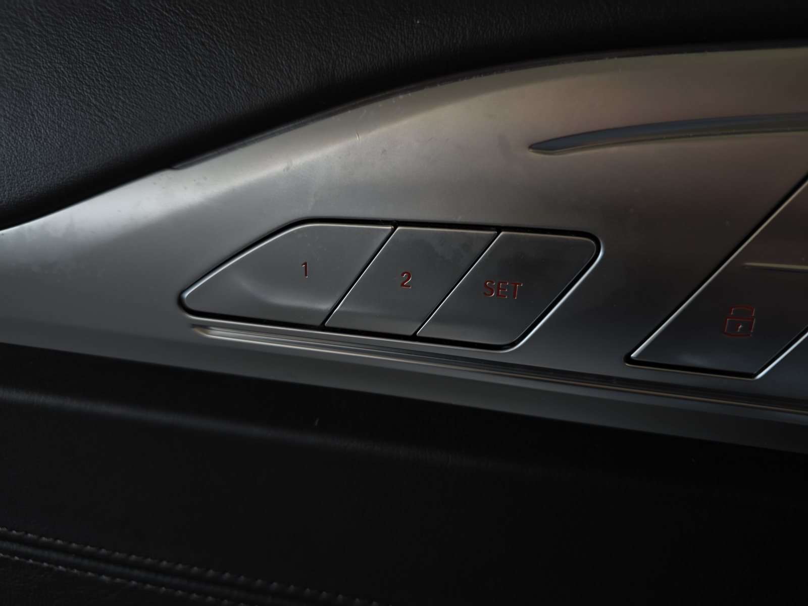 Fahrzeugbild eines BMW 8er-Reihe