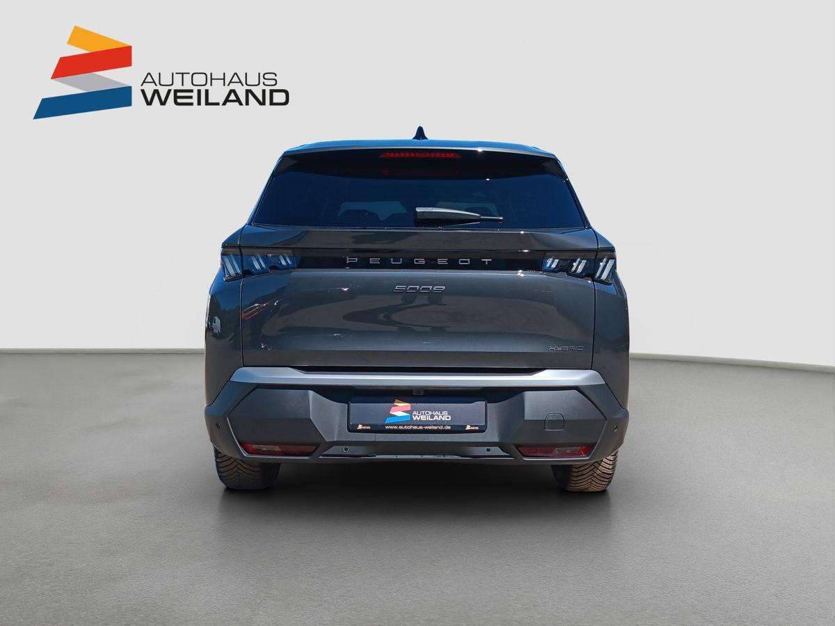 Fahrzeugbild eines Peugeot 5008