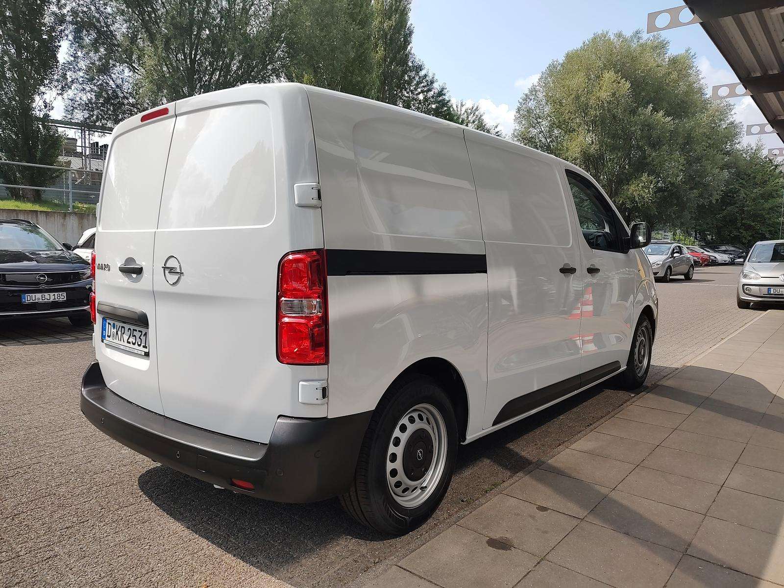 Fahrzeugbild eines Opel Vivaro