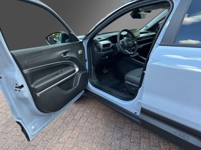 Fahrzeugbild eines Jeep Avenger