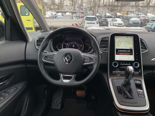 Fahrzeugbild eines Renault Grand Scénic
