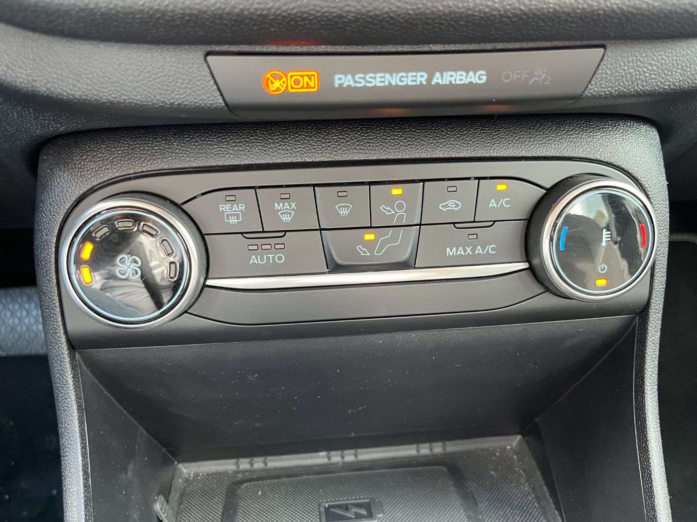 Fahrzeugbild eines Ford Fiesta