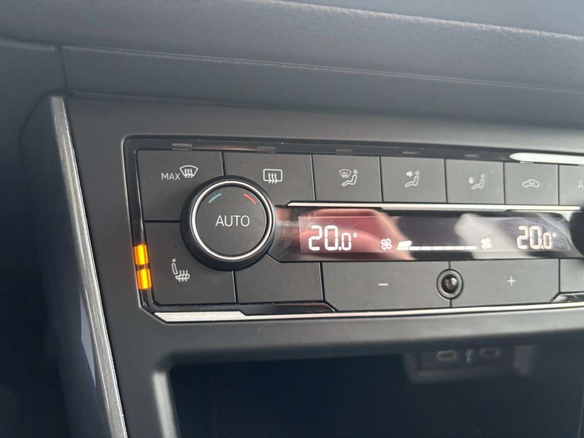 Fahrzeugbild eines Volkswagen Polo