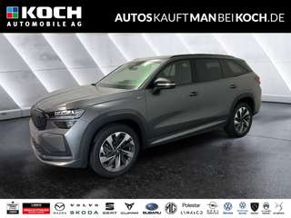 Schräge Frontansicht auf einen Skoda Kodiaq , freigestellt