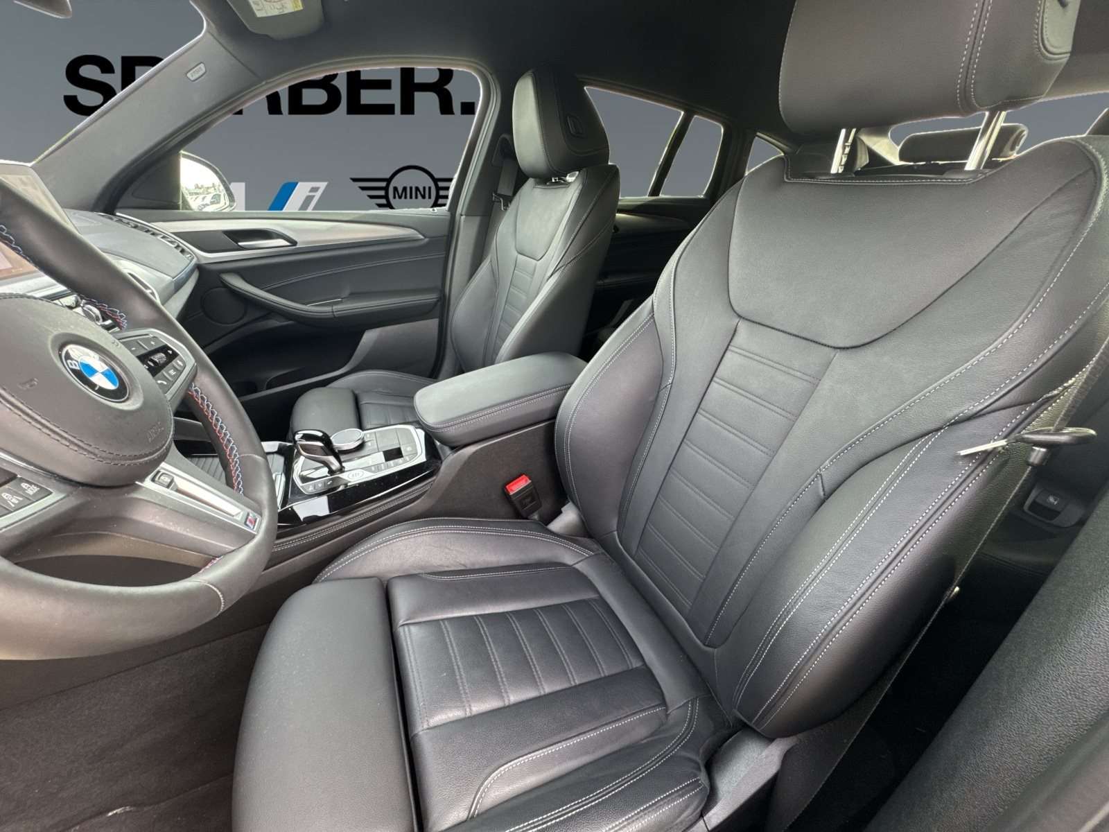 Fahrzeugbild eines BMW X4