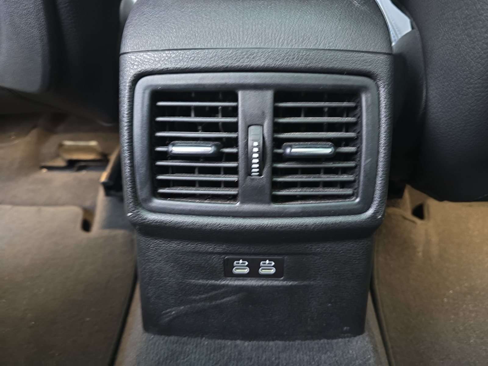 Fahrzeugbild eines BMW X2