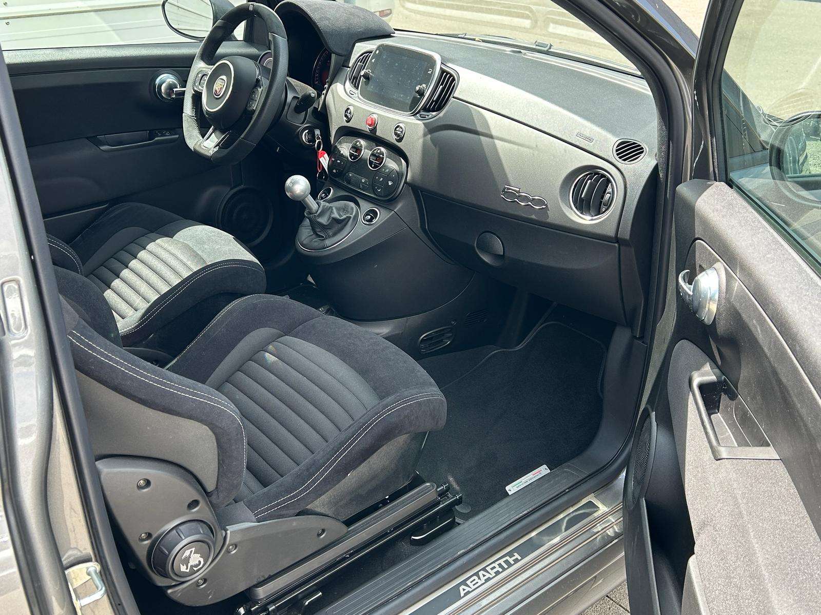 Fahrzeugbild eines Fiat 500