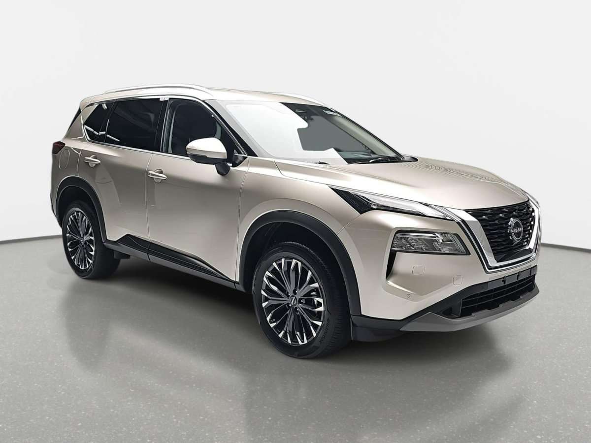 Fahrzeugbild eines Nissan X-TRAIL