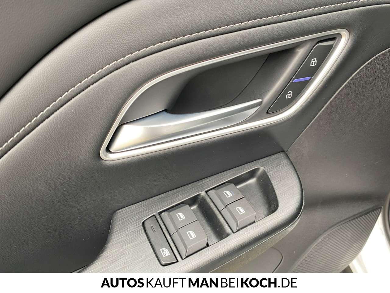 Fahrzeugbild eines MG ZS