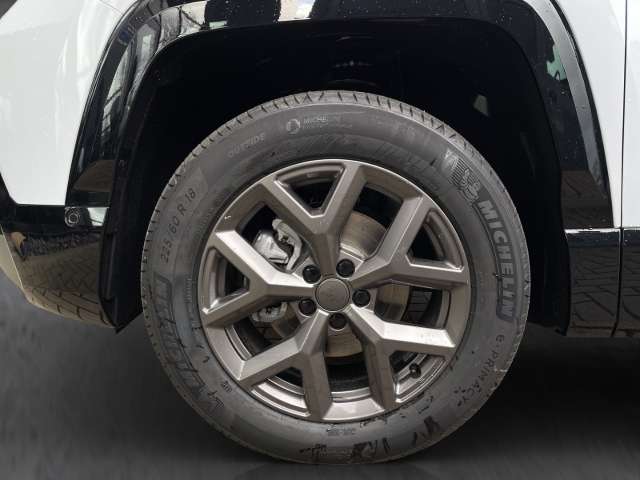 Fahrzeugbild eines Jeep Compass