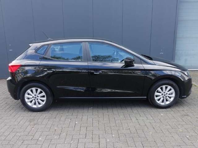 Fahrzeugbild eines SEAT Ibiza