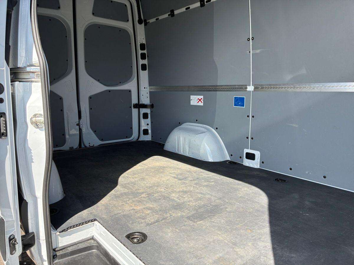 Fahrzeugbild eines Mercedes-Benz Sprinter