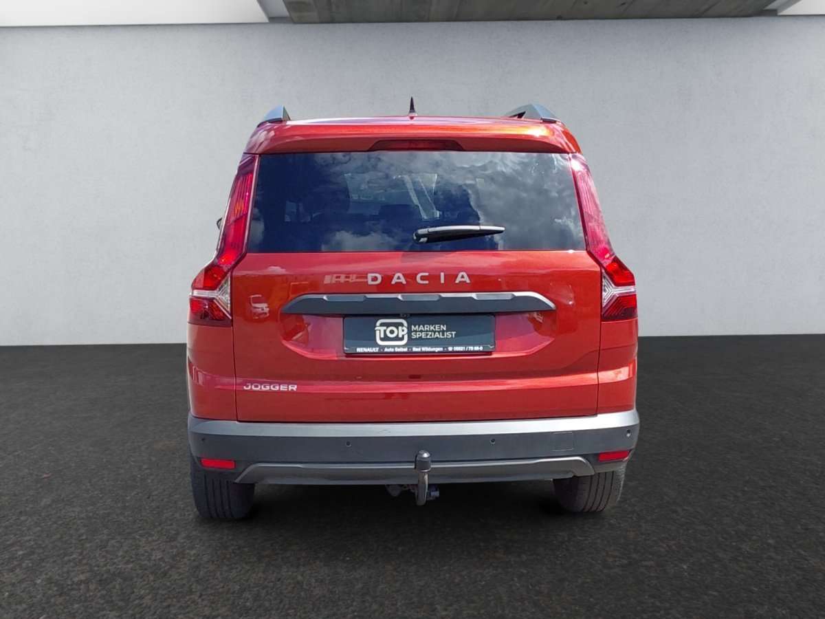 Fahrzeugbild eines Dacia Jogger