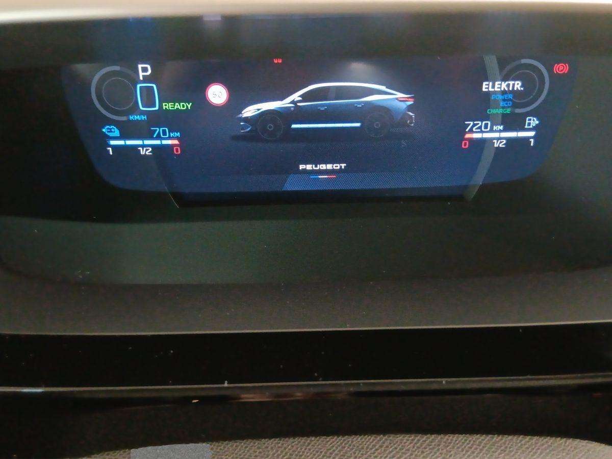 Fahrzeugbild eines Peugeot 408