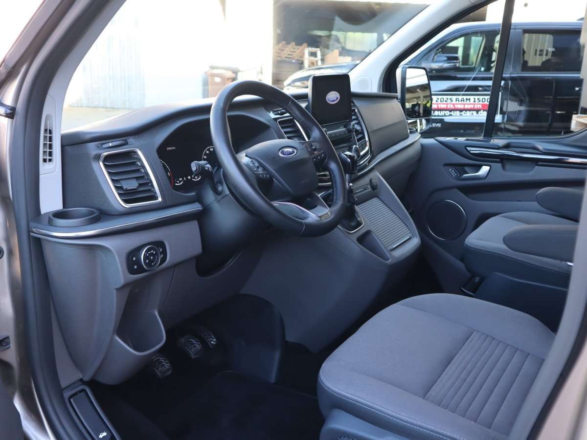 Fahrzeugbild eines Ford Tourneo Custom