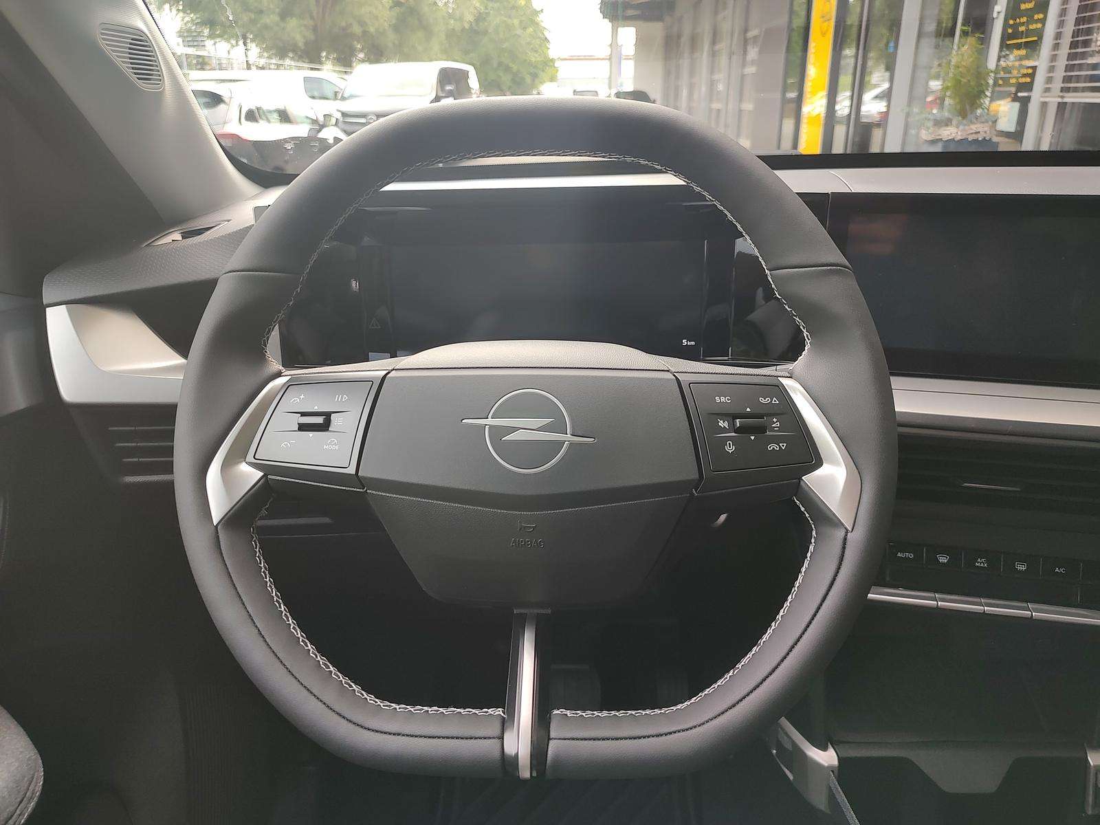 Fahrzeugbild eines Opel Frontera