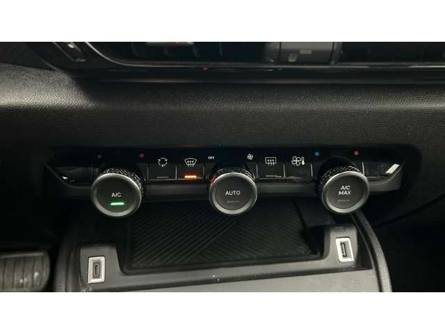 Fahrzeugbild eines Citroën C4 X