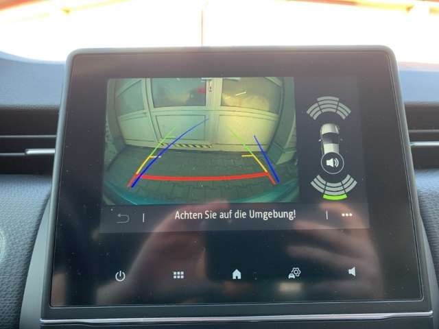 Fahrzeugbild eines Renault Clio