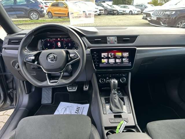 Fahrzeugbild eines Skoda Superb