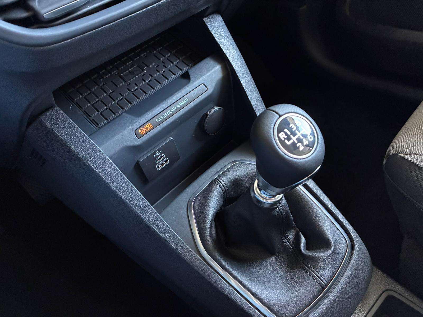 Fahrzeugbild eines Ford Tourneo Courier