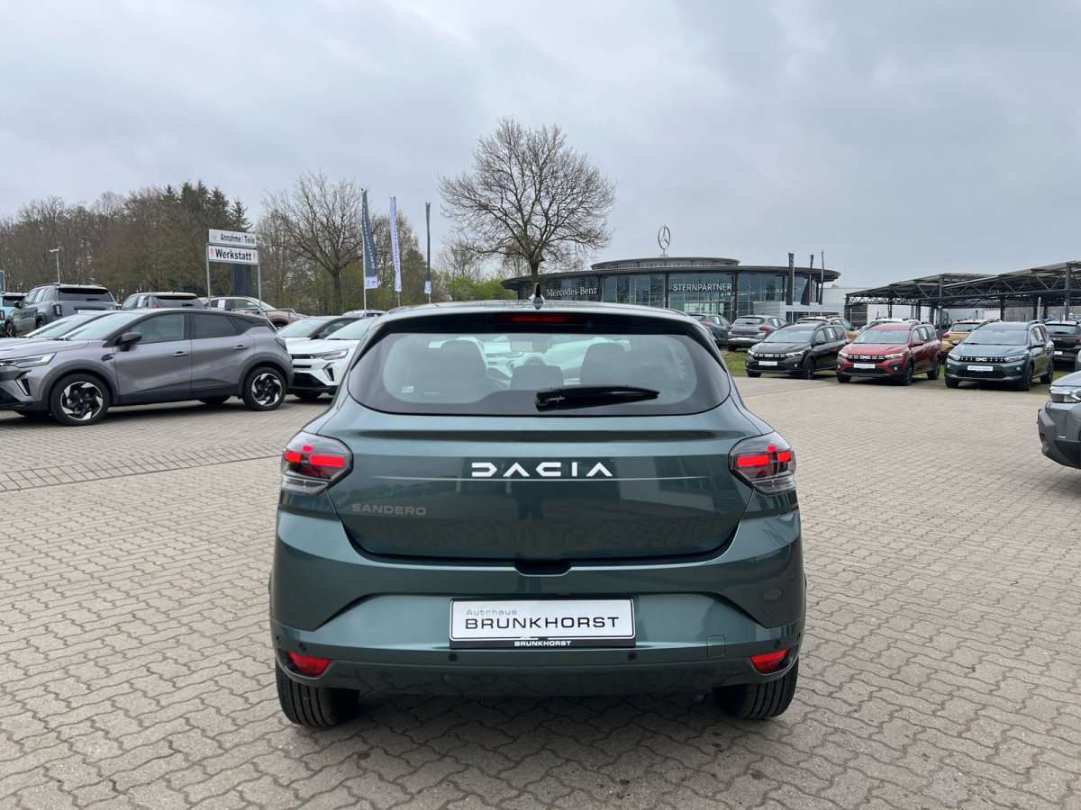 Fahrzeugbild eines Dacia Sandero