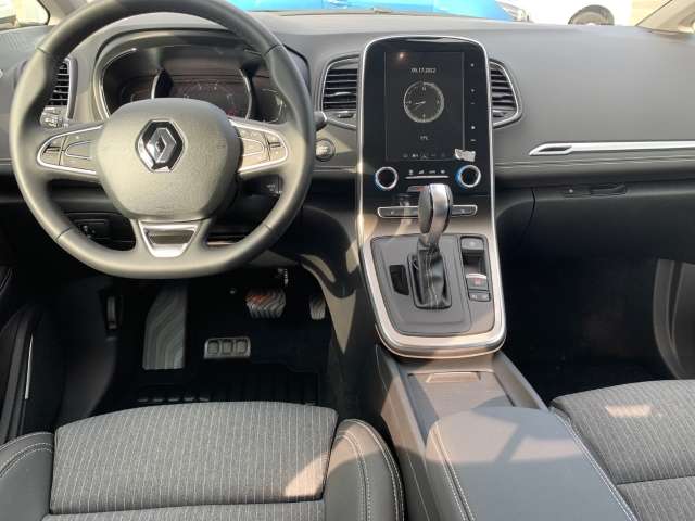 Fahrzeugbild eines Renault Grand Scénic