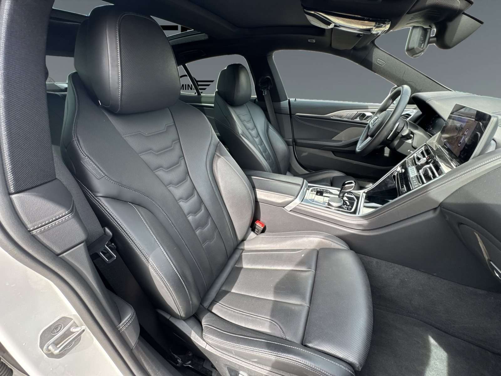 Fahrzeugbild eines BMW 8er-Reihe