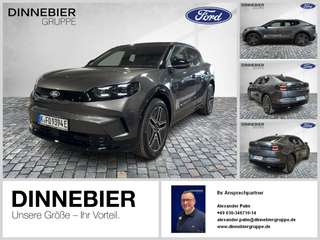 Schräge Frontansicht auf einen Ford Capri , freigestellt