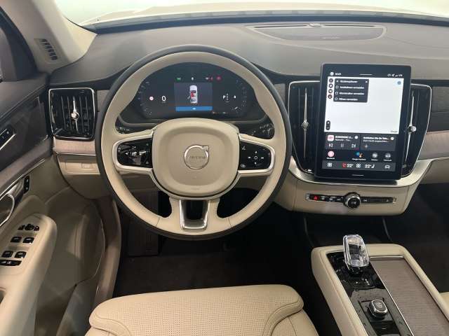 Fahrzeugbild eines Volvo XC90