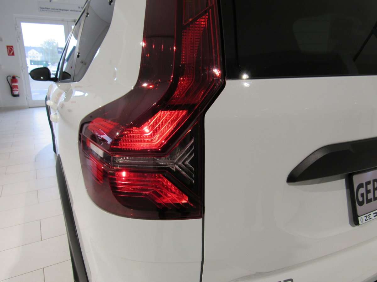 Fahrzeugbild eines Dacia Jogger