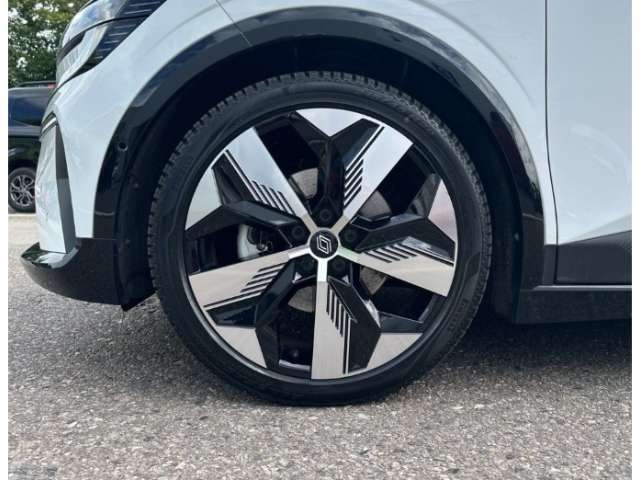 Fahrzeugbild eines Renault Megane E-TECH