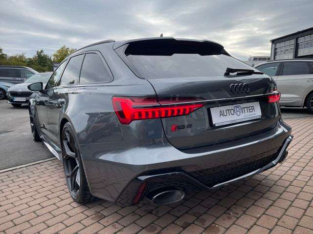 Fahrzeugbild eines Audi RS6