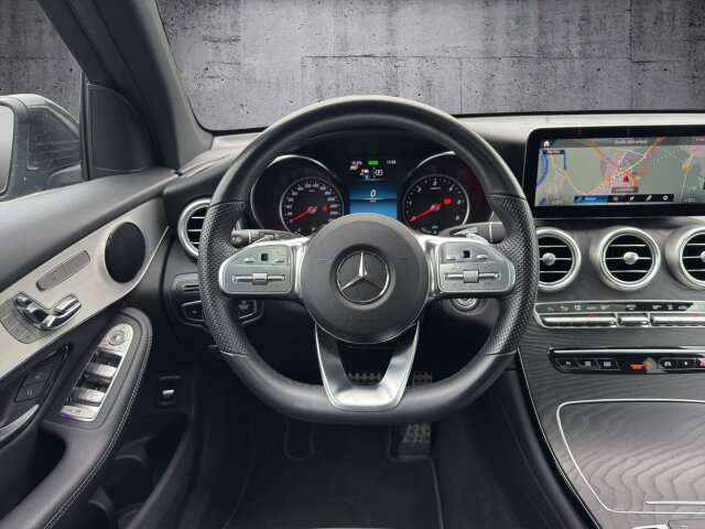 Fahrzeugbild eines Mercedes-Benz GLC