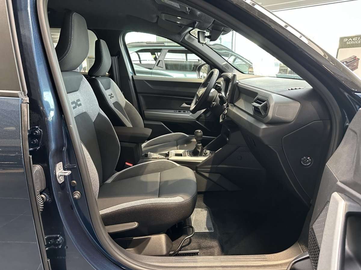 Fahrzeugbild eines Dacia Bigster