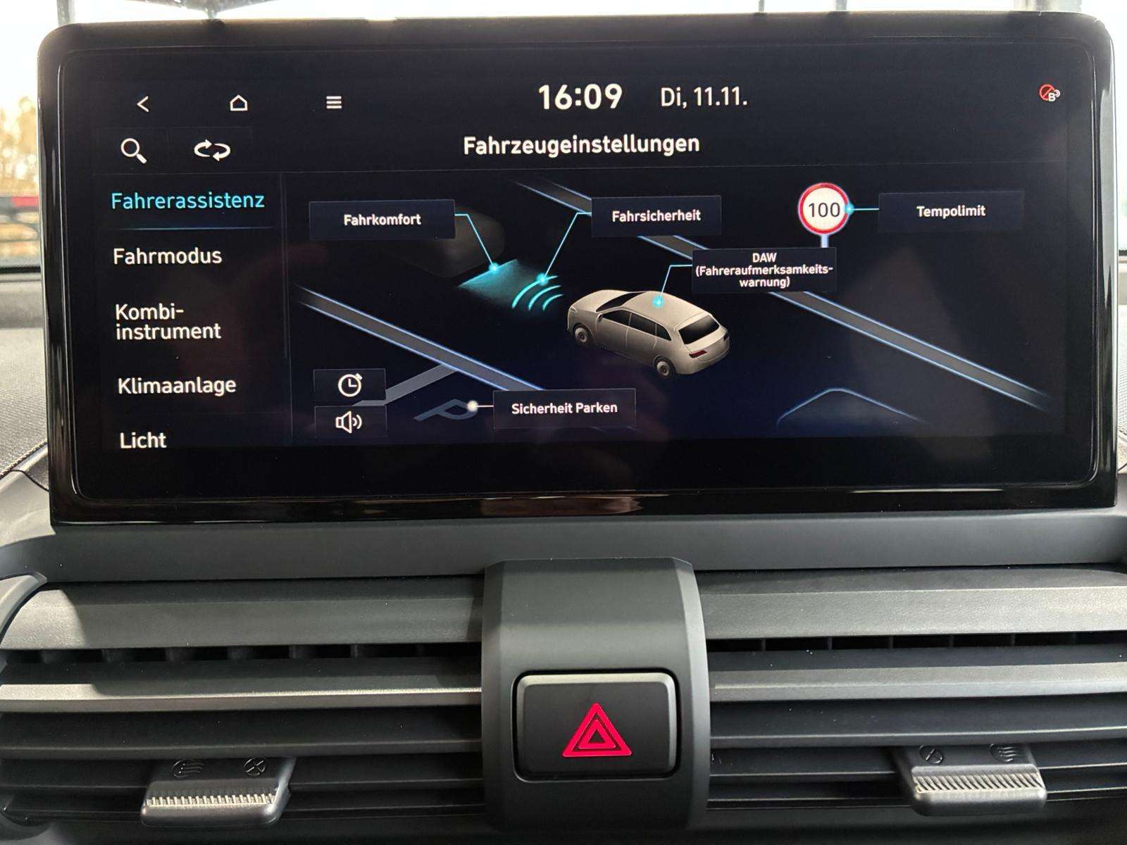 Fahrzeugbild eines Hyundai Inster