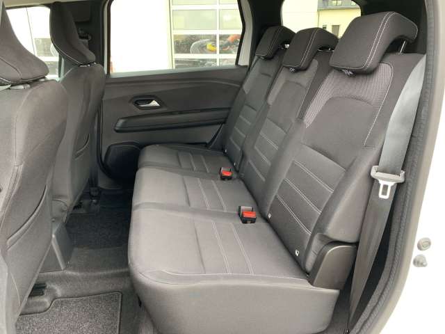Fahrzeugbild eines Dacia Jogger