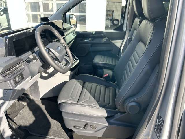 Fahrzeugbild eines Ford Tourneo Custom