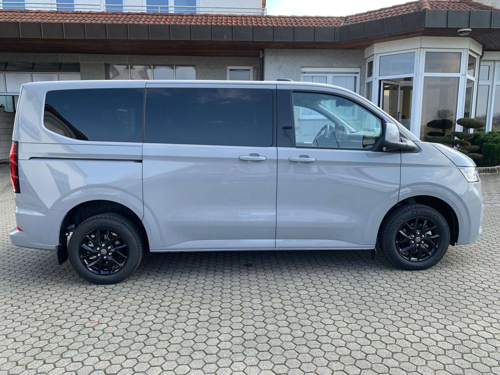Fahrzeugbild eines Volkswagen Caravelle