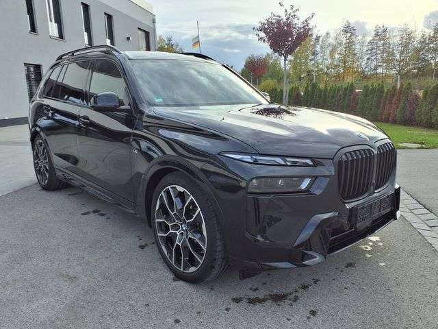 Fahrzeugbild eines BMW X7