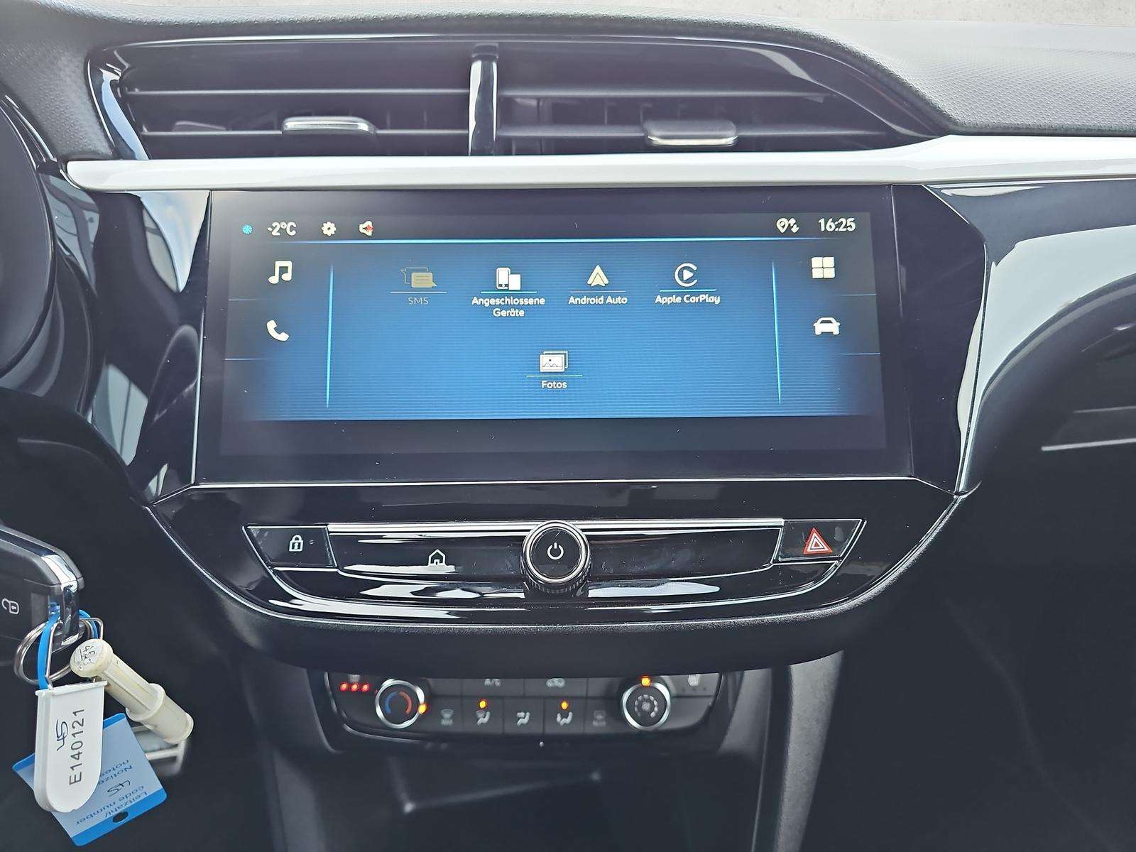 Fahrzeugbild eines Opel Corsa