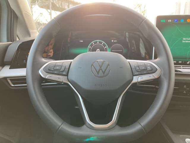 Fahrzeugbild eines Volkswagen Golf