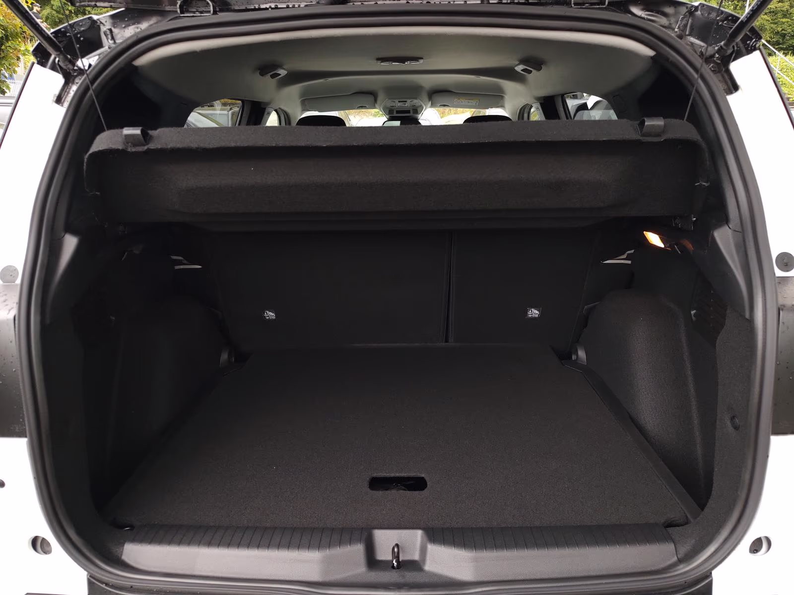 Fahrzeugbild eines Opel Frontera