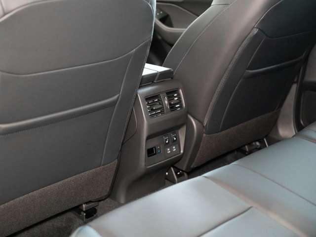 Fahrzeugbild eines Nissan X-TRAIL