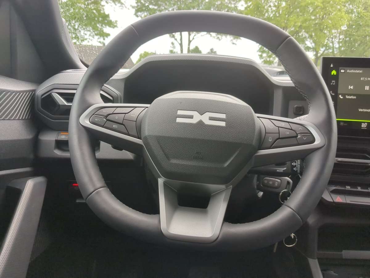 Fahrzeugbild eines Dacia Duster