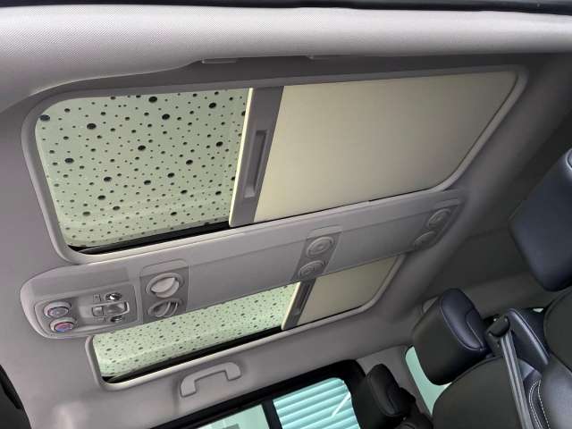 Fahrzeugbild eines Opel Zafira Life