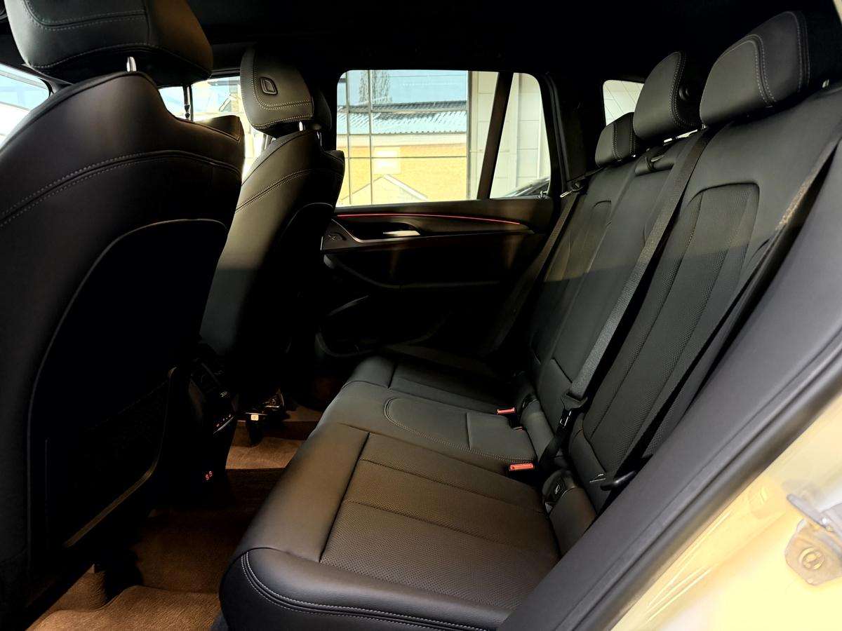 Fahrzeugbild eines BMW X3