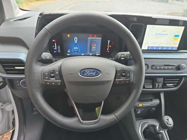 Fahrzeugbild eines Ford Tourneo Courier