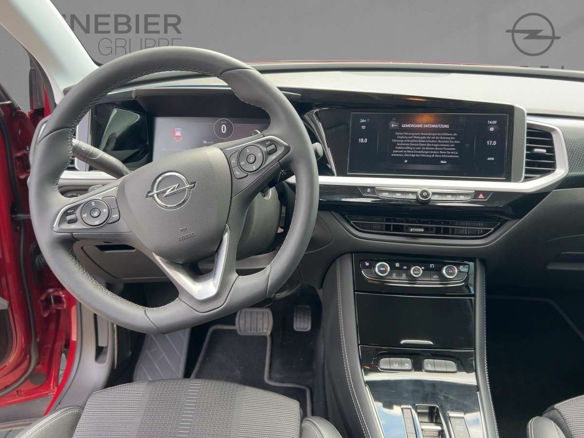 Fahrzeugbild eines Opel Grandland X
