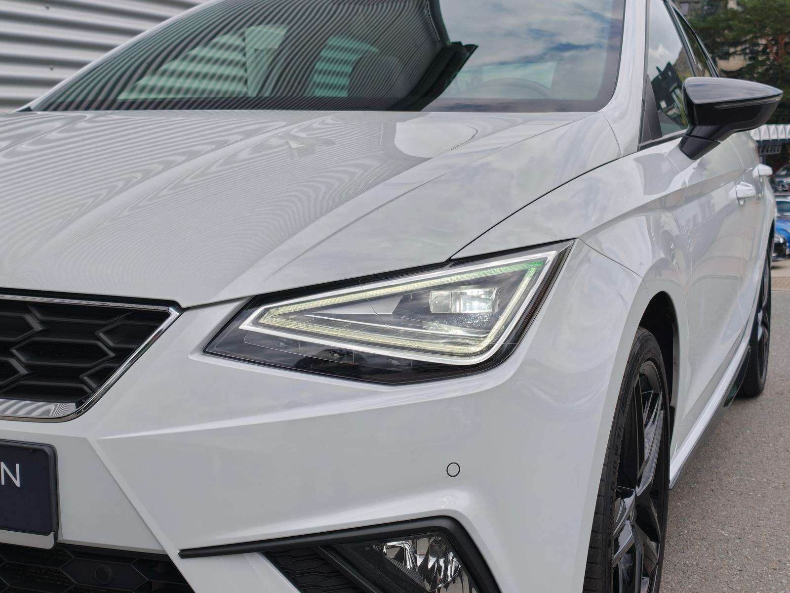 Fahrzeugbild eines SEAT Ibiza